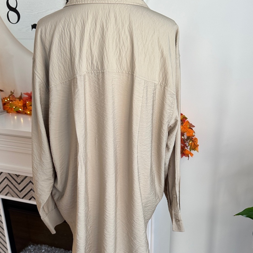 a new day Women's Taupe Button-Down Shirt - Picture 4 of 6
